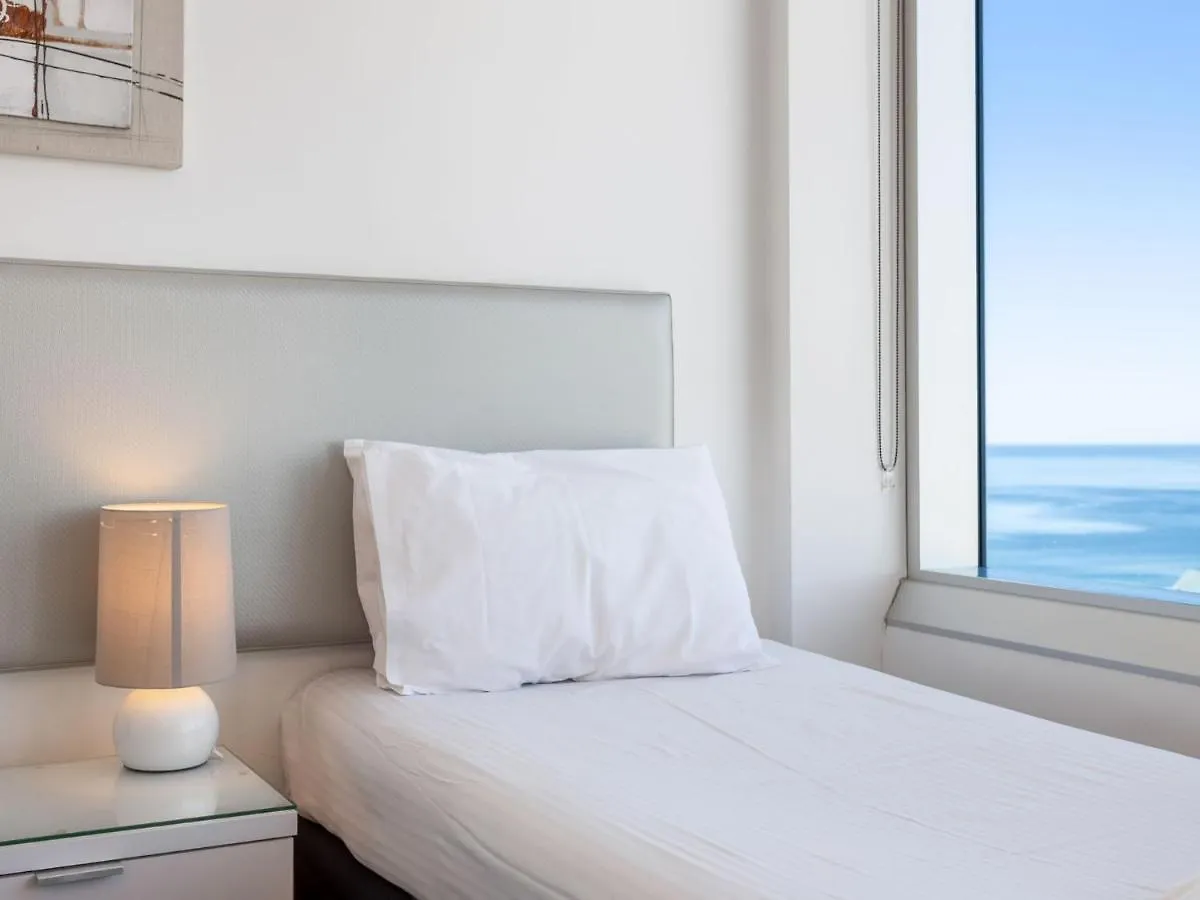 Luxury 3 Bedroom Apartment With Ocean Views - Coast Hm Gold Coast